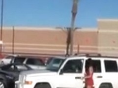 Fearless girl Gives 69 BJ in Parking Lot