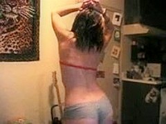 Hot Teen Strip Dancing on Webcam
