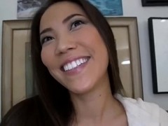 Beautiful Asian can really suck a dick