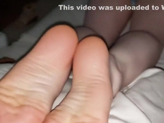 Music Video: VICTORIA FLAUNTS HER SEXY WRINKLED BARE SOLES FOR THE CAMERA