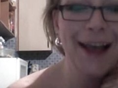 Amateur blonde milf on webcam