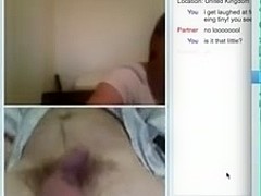 uk laughs hysterically at little penis on omegle