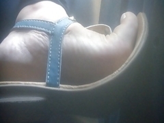 Candid hawt feet and soles on public bus!