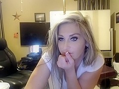 angelictexan non-professional clip on 1/28/15 07:02 from chaturbate