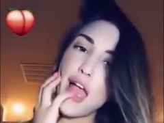 She wants cum in her Tits & Mouth