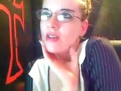 Terrific slut gives a lesson of handjob on the amateur webcam