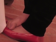 9 minutes pantyhose shoeplay with red flats