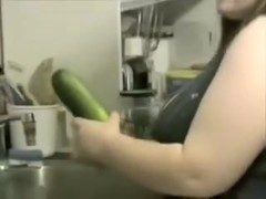 bbw sex immature plays with cucumber