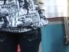 Nice Jap butt in tight pants caught in a street candid video