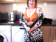 Your 58yo Curvy Mature Housewife Mrs. Kugar Sucks Your Cock In The Laundry Room (pov) P1