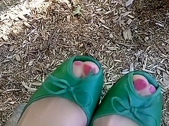 little green peeps