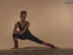 Mashka Pizdaletova - Gymnastic Video part 1
